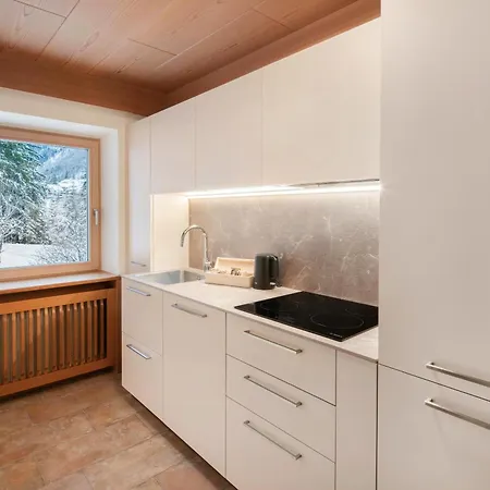 Cozy 2-bedrooms 招待所 3*