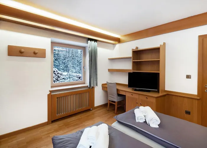 Cozy 2-bedrooms 3* Canazei
